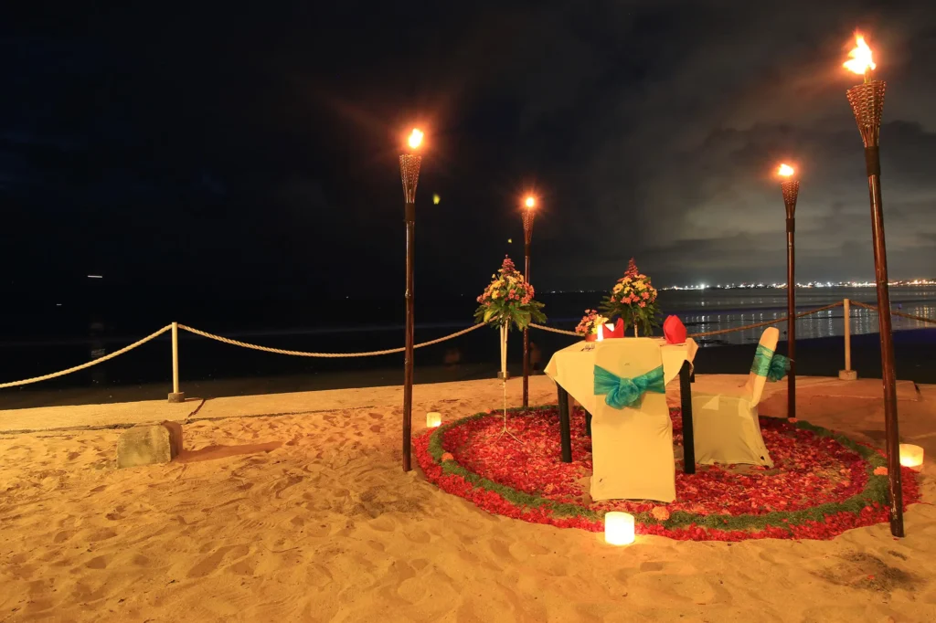 Romatic-Dinner-Torch-Night-2_result